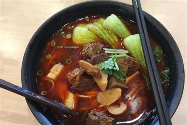 牛呆呆大碗牛肉面